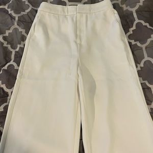 NWT Confête white dress pants. Perfect for a rehearsal dinner!